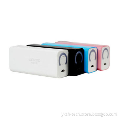 Power Banks with High Capacity of 2,600mAh and Automatic Power-off Controlling Function